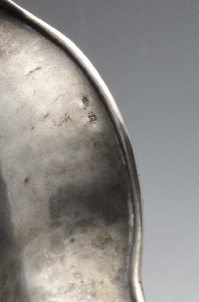 A mid-twentieth century Italian silver fruit dish of hammered oval form with lobed sides and - Image 9 of 14