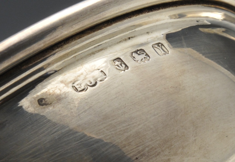 A mid-twentieth century silver entree dish of plain circular form, the cover opening to a detachable - Image 3 of 6