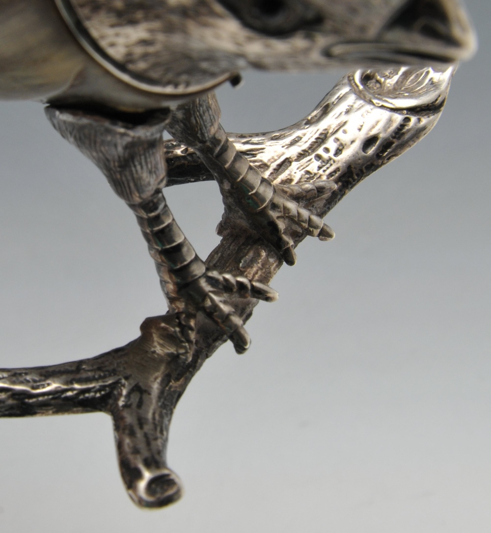 A pair of Victorian silver mounted horn peppers, each modelled as a bird perched on a branch. - Image 4 of 4