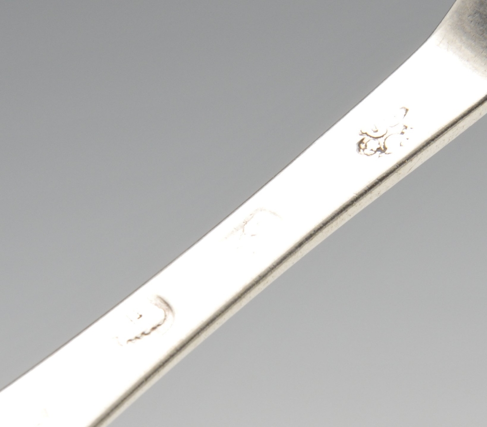 A Queen Anne silver Trefid spoon with initialled reverse terminal. Hallmarked William Scarlett, - Image 2 of 7