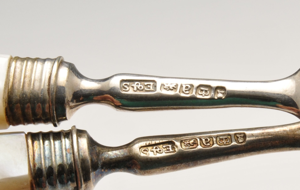 A George IV cased set of silver mounted fruit knives and forks for eighteen place settings and - Image 3 of 6