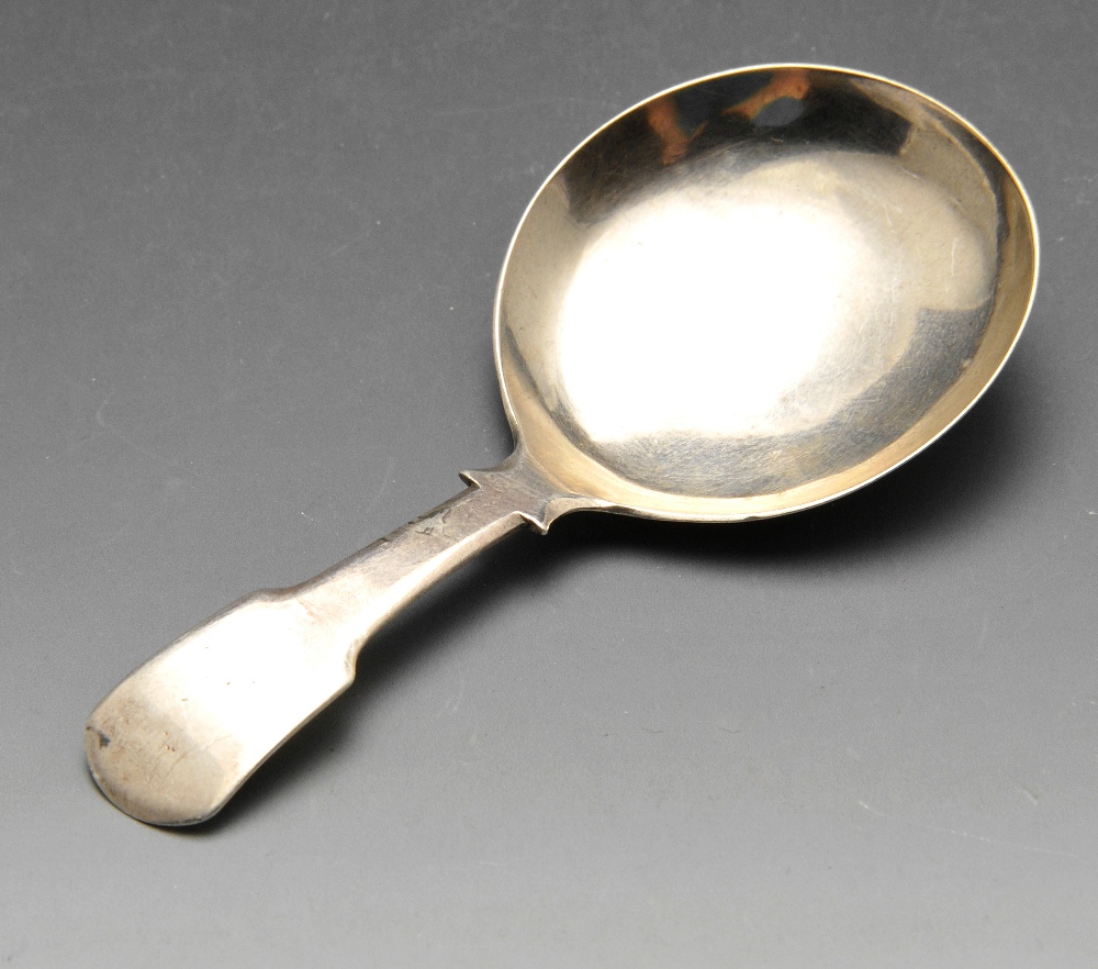 A George IV silver Fiddle pattern caddy spoon. Hallmarked Francis Powell, London 1824. Length