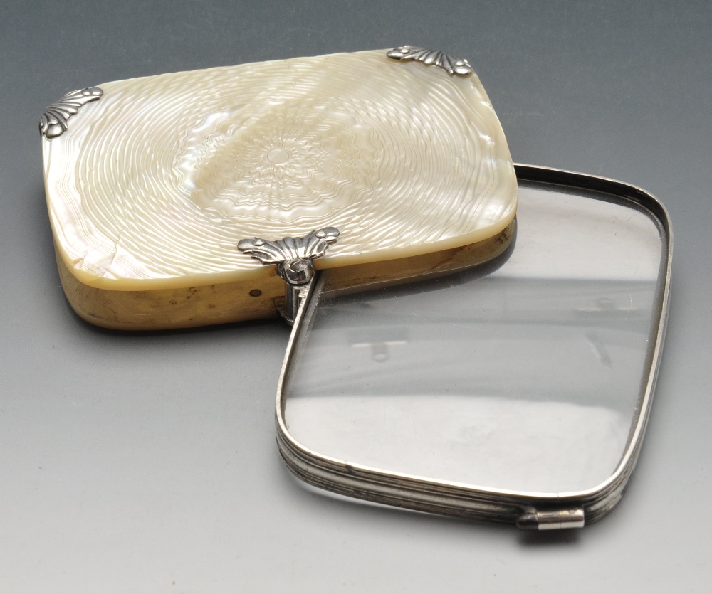 A travelling mother-of-pearl and white metal cased magnifying glass of rounded rectangular form with - Image 5 of 5