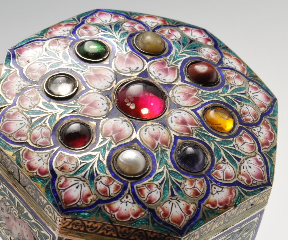 A selection of three similar Indian pandan or betel boxes, comprising an octagonal example set - Image 3 of 15