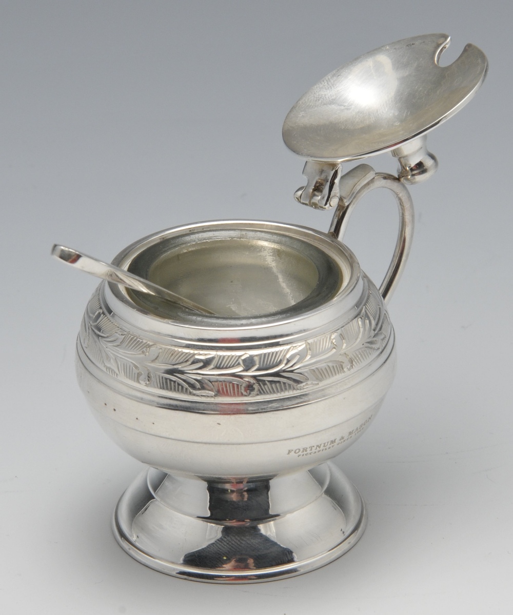 A silver plated pedestal soup tureen and cover of plain circular form with gadrooned rim and lion - Image 13 of 14