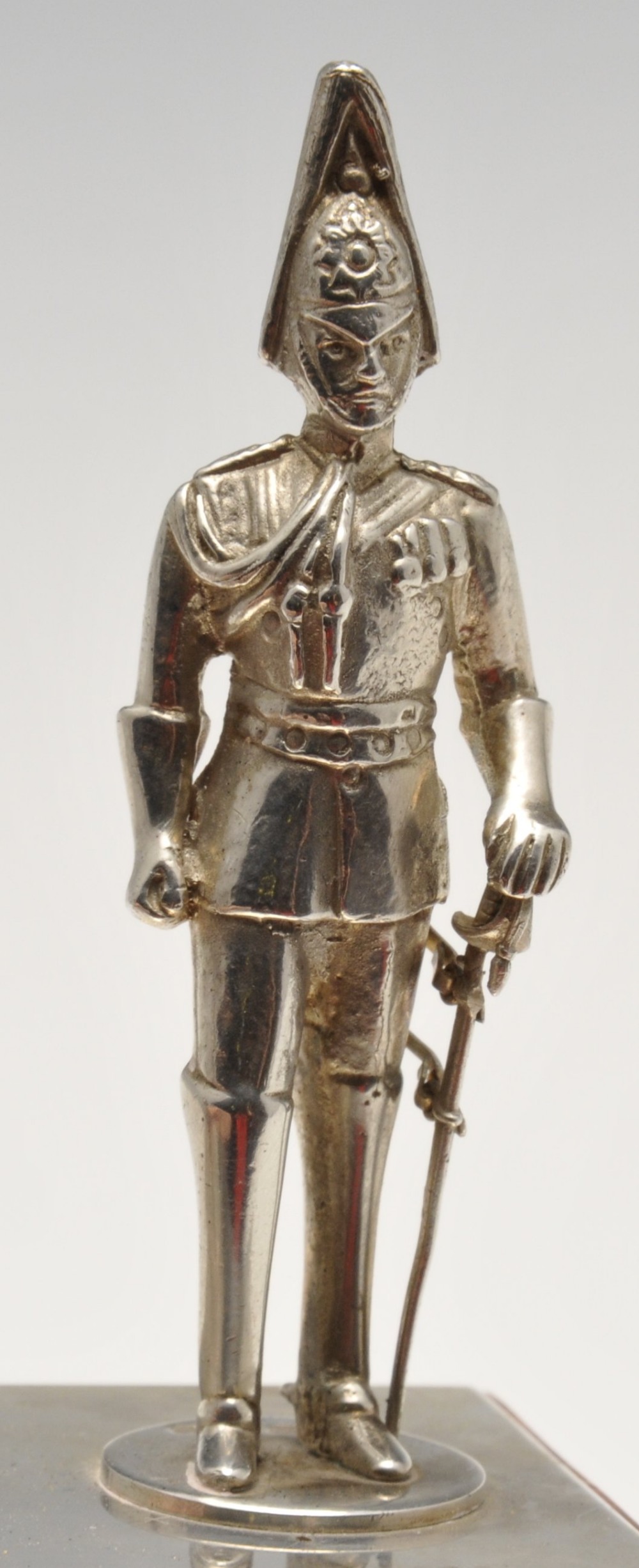 A set of six modern silver mounted menu holders modelled as a soldier from the Household Cavalry - Image 4 of 6