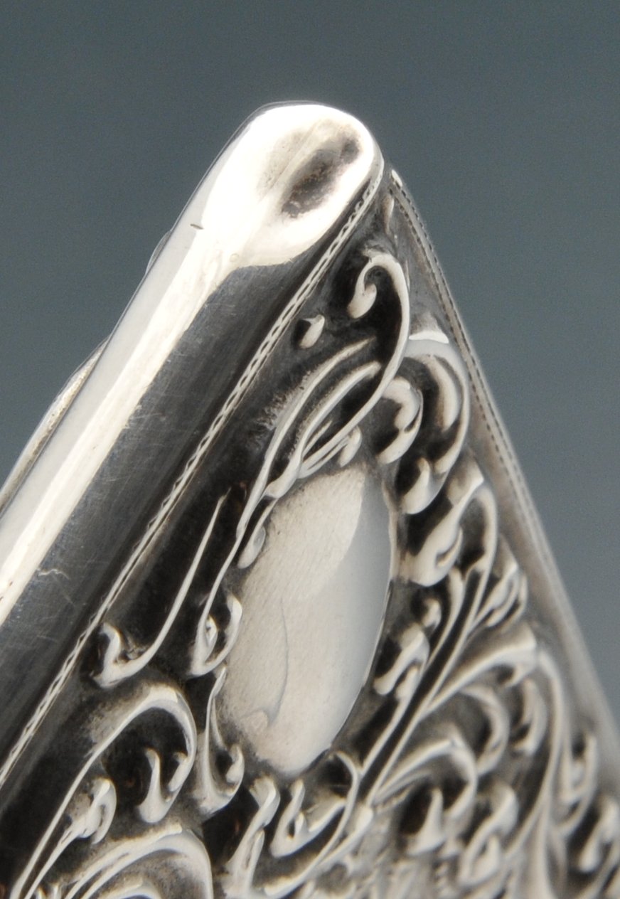 An Edwardian silver card case, the oblong form, embossed with a hillside scene of a stag and deer - Image 5 of 5