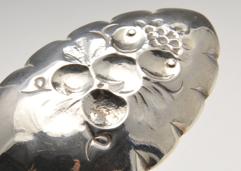 A 1970's silver spirit measure, of dual thistle form for single and double measures, hallmarked B - Image 7 of 7