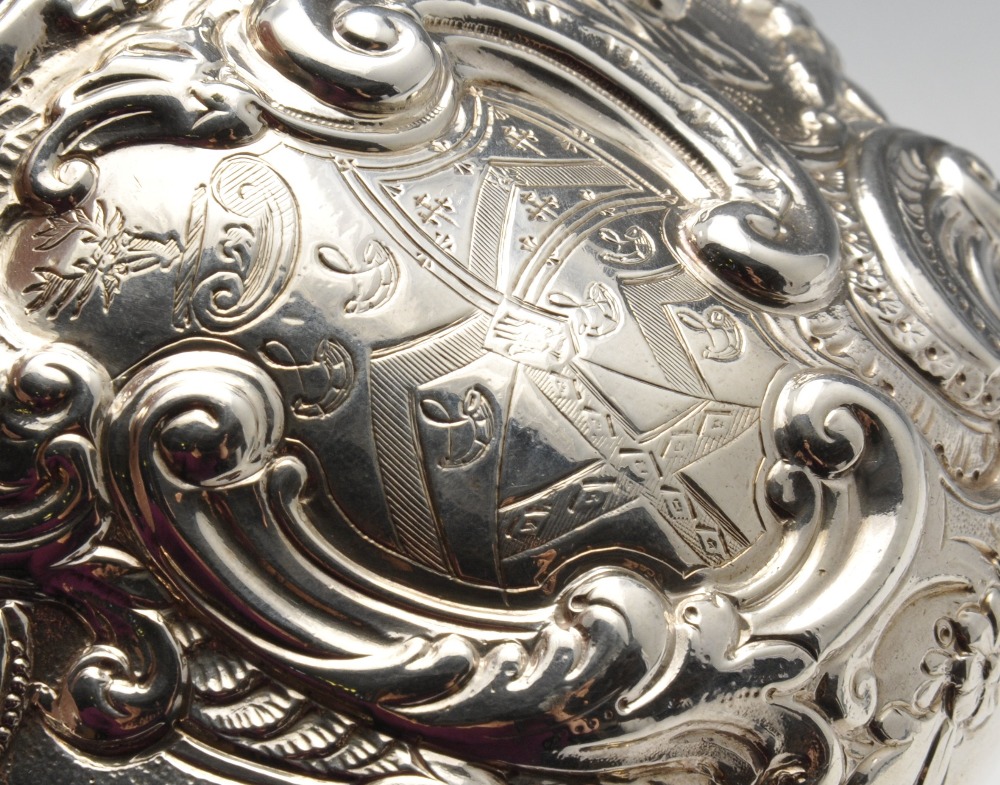 A late George III silver sugar bowl, the circular tapering form with twin foliate capped scroll - Image 3 of 5