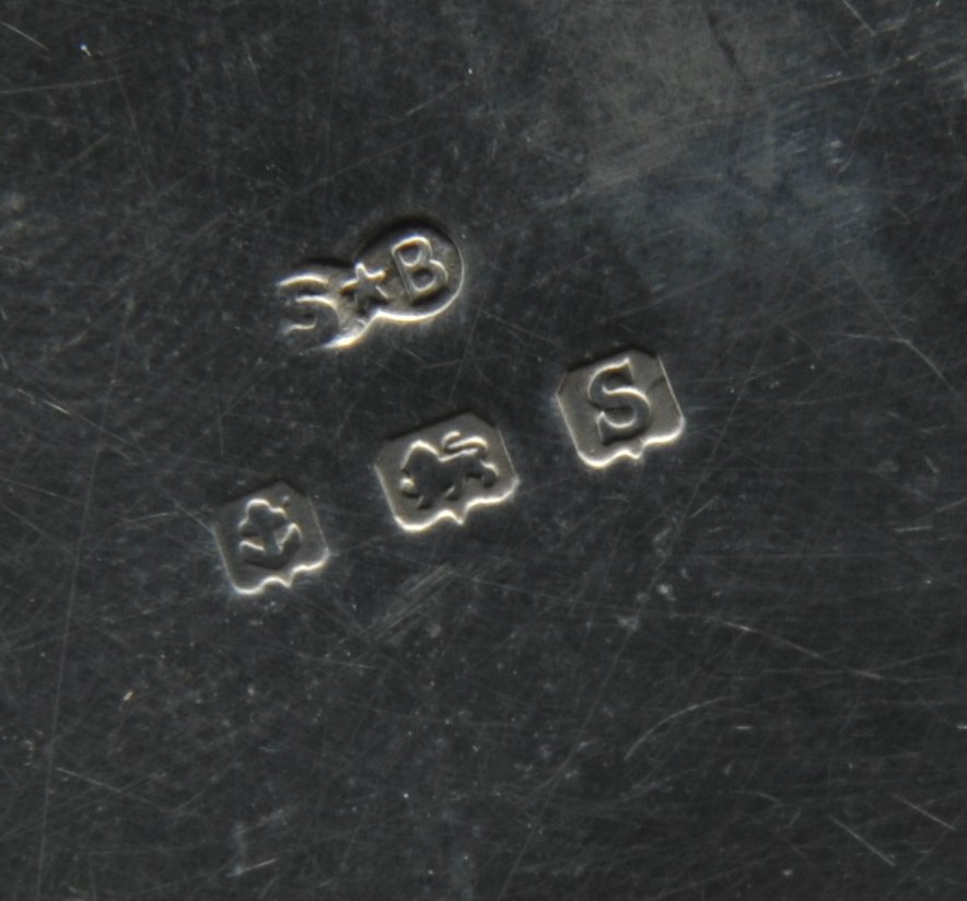 An early twentieth century silver mounted trinket box of shaped oval outline and raised on four - Image 11 of 15