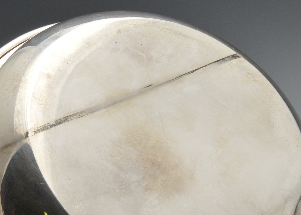 A mid-twentieth century silver entree dish of plain circular form, the cover opening to a detachable - Image 4 of 6