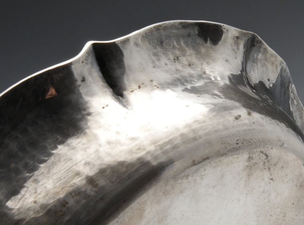 A mid-twentieth century Italian silver fruit dish of hammered oval form with lobed sides and - Image 11 of 14