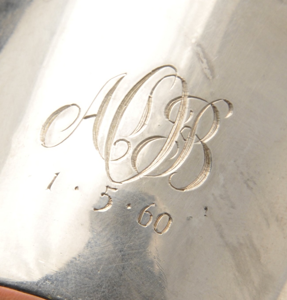 A modern silver cup, of plain form having engraved initials and date, with capped scrolling handle - Image 5 of 5