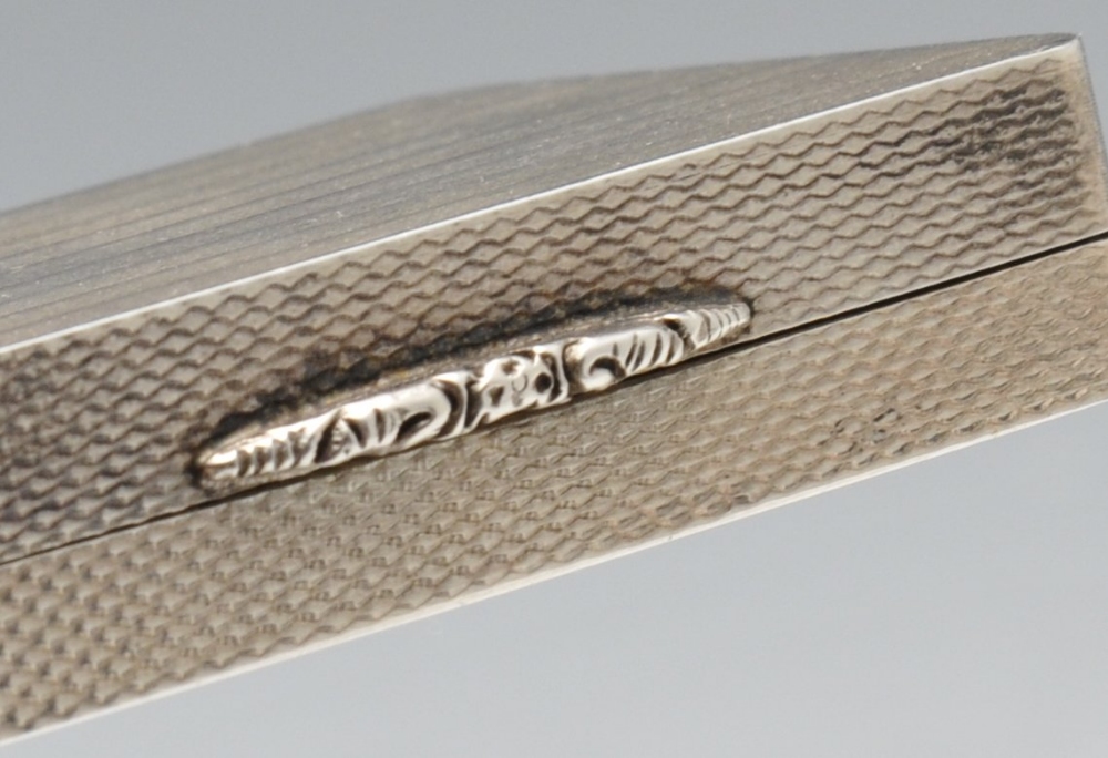 A modern silver paper knife of plain tapering form, hallmarked Mappin & Webb Ltd., Edinburgh 2000, - Image 5 of 5