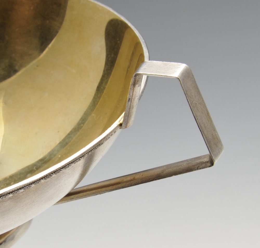 A pair of modern Russian dishes, the shallow circular forms with angular handles and silver-gilt - Image 3 of 3