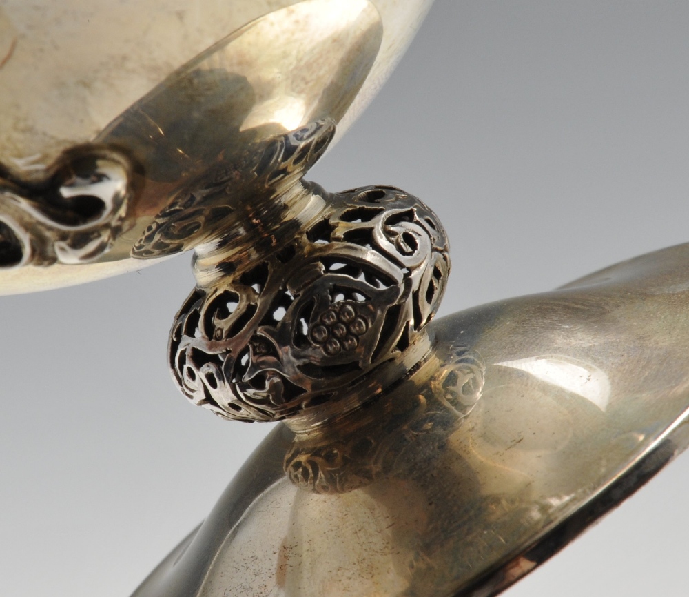 An early twentieth century Irish cased silver bowl and spoon, the conical bowl with applied scroll - Image 5 of 8