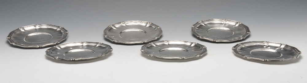 A mid-twentieth century Italian silver set of six bowls with matching saucers, each of lobed outline - Image 4 of 7