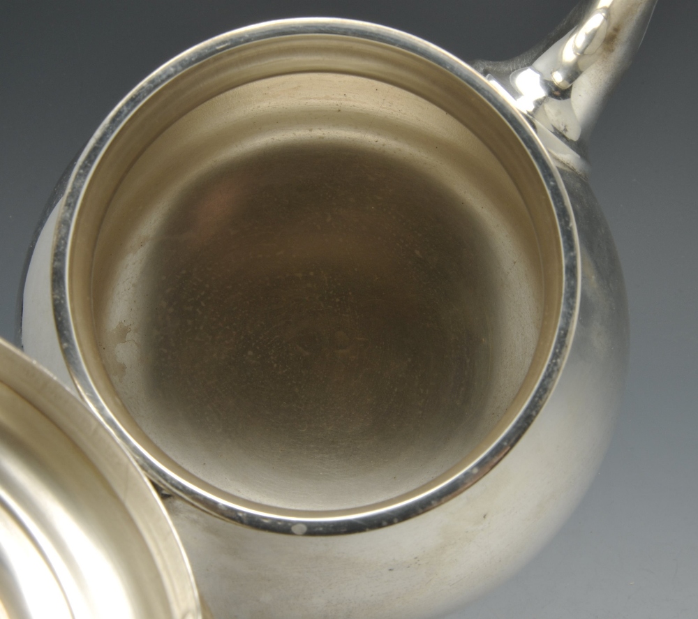 A 1960's silver tea service, comprising teapot, coffee pot, cream jug and twin-handled sugar bowl, - Image 9 of 12