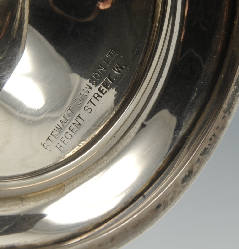 An early twentieth century silver trophy cup of circular tapering form to a pedestal foot, having - Image 7 of 7