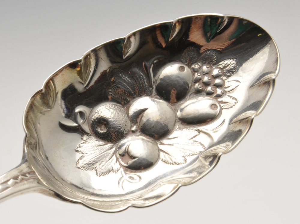 A 1970's silver spirit measure, of dual thistle form for single and double measures, hallmarked B - Image 6 of 7