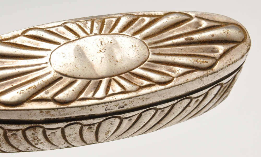 A small selection of mostly early 20th century silver items to include a pair of napkin rings, an - Image 4 of 8