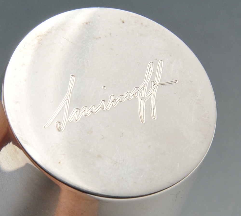 A modern silver spirit measure, of plain cylindrical form having reeded band and branded engraving - Image 2 of 5