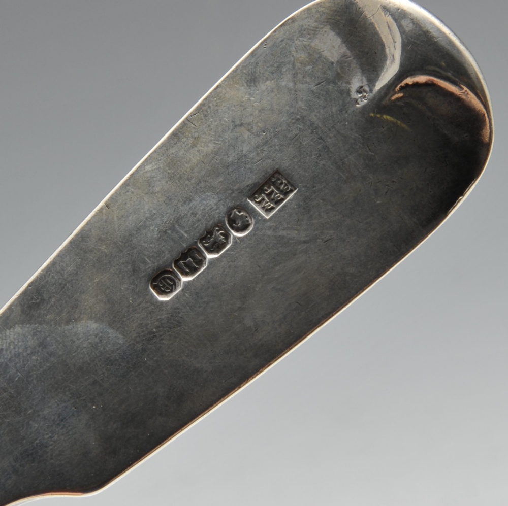 A Victorian provincial Fiddle pattern silver basting spoon with initialled terminal. Hallmarked - Image 2 of 6
