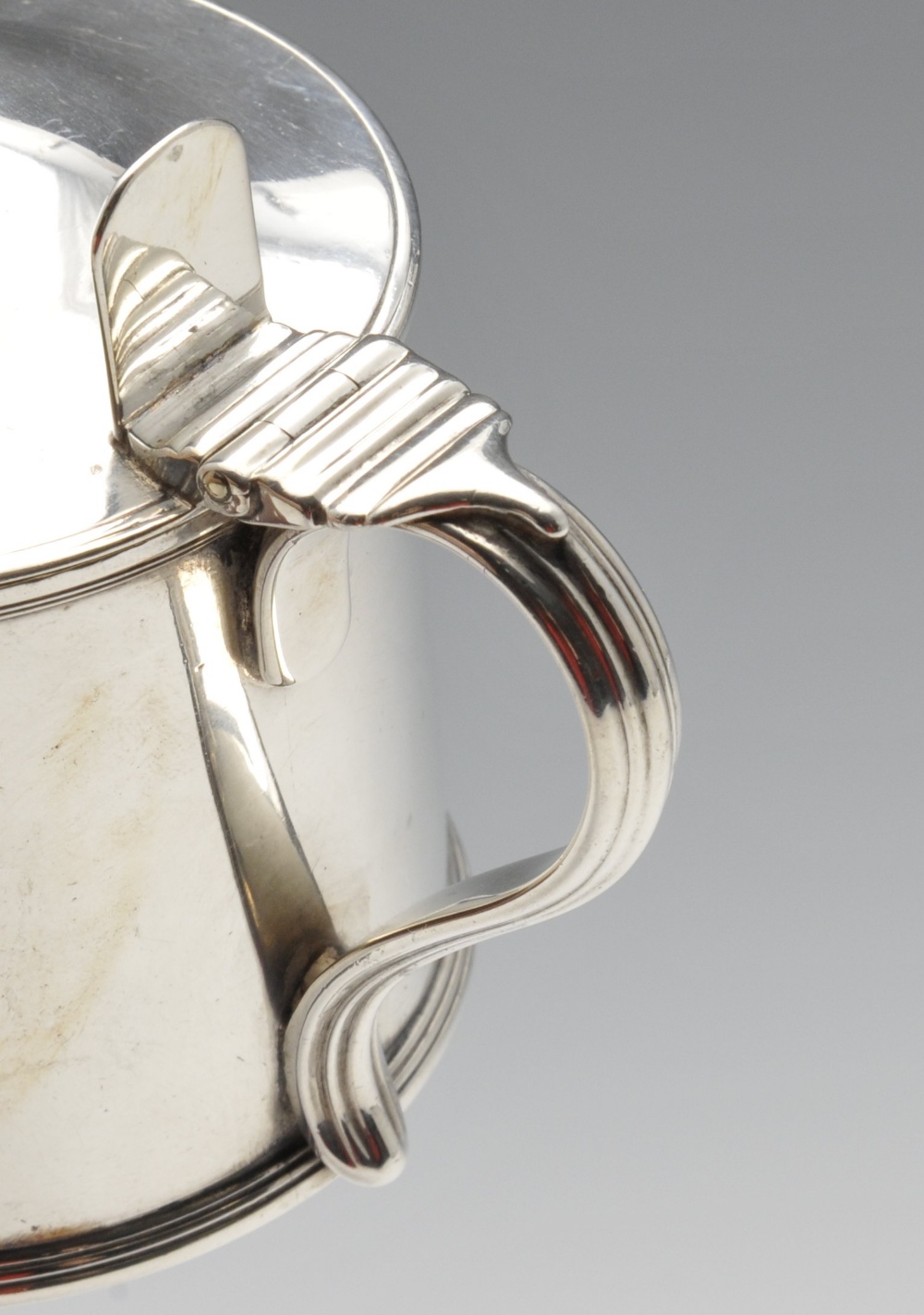 A George III silver mustard pot with blue glass liner, of plain cylindrical form with reeded rims, - Image 5 of 5
