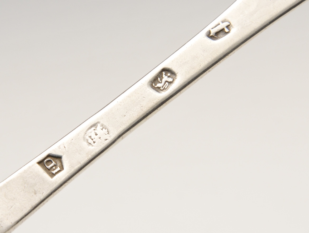 A William III, silver Laceback Trefid spoon with initialled terminal. Hallmarked Isaac Davenport, - Image 2 of 7