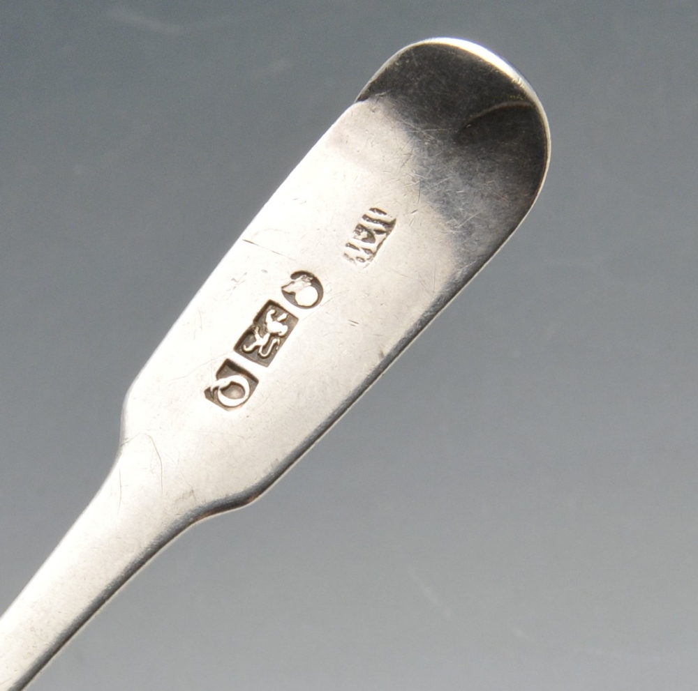 A late George III silver Fiddle pattern teaspoon having initialled terminal, hallmarked William - Image 2 of 10