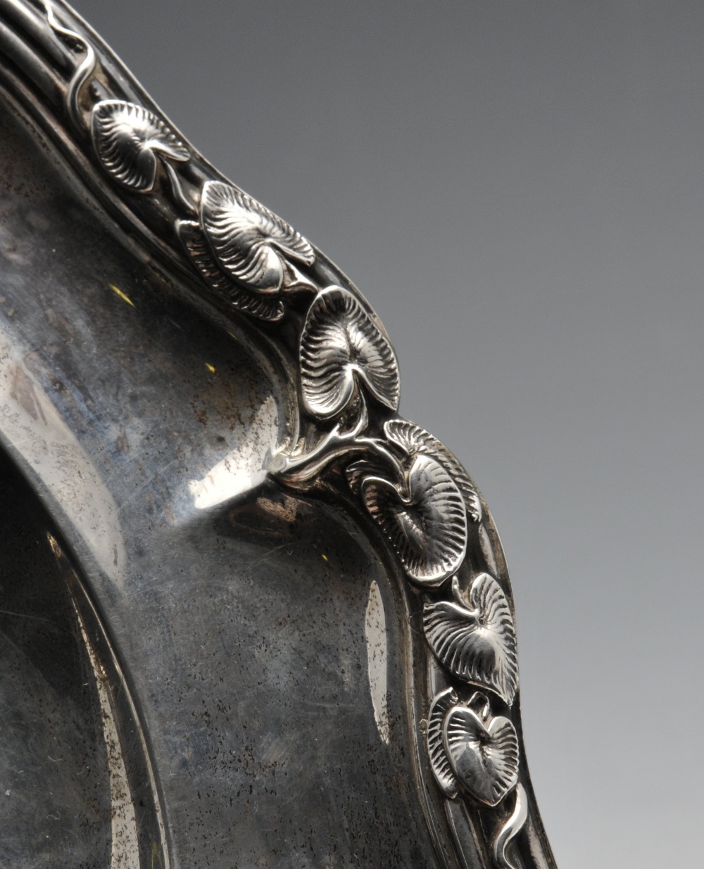 An early Victorian silver plate by Paul Storr, of shaped circular outline with applied decoration of - Image 5 of 9