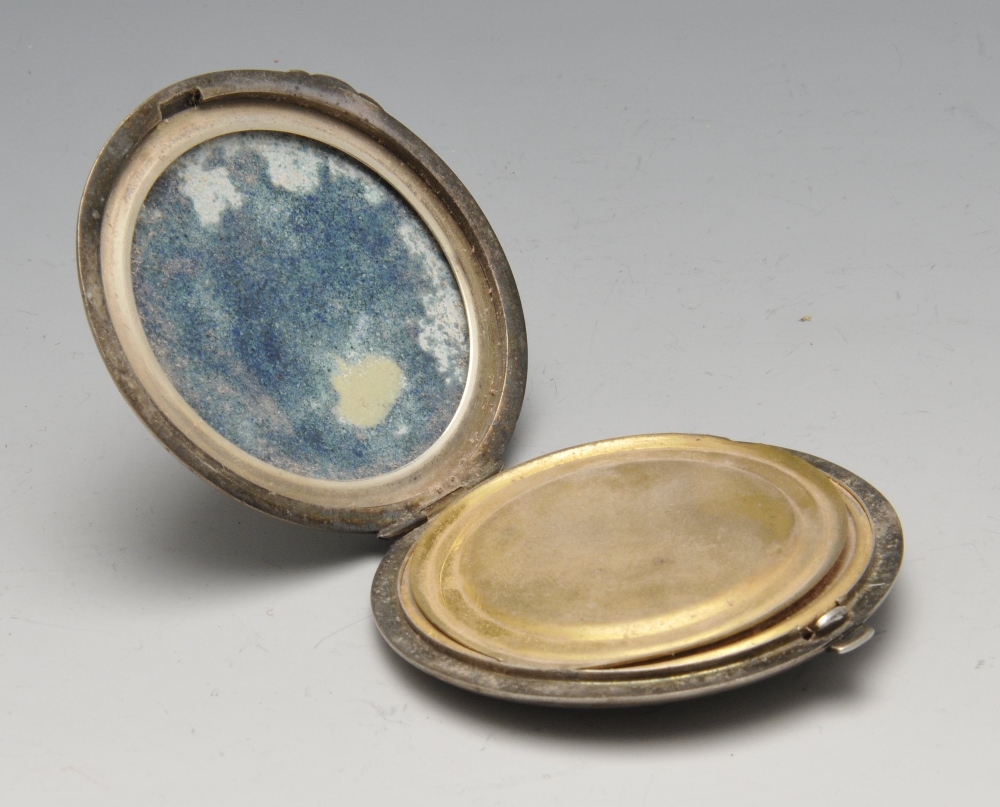 A 1920's silver mounted trinket box, of plain oval outline having lined interior and gilding to - Image 4 of 7