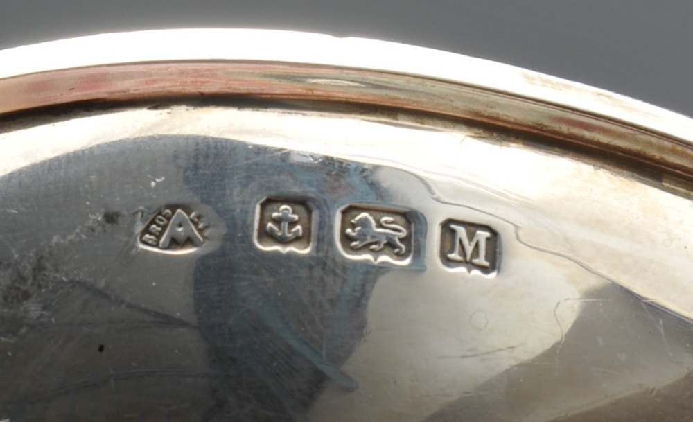 A 1930's silver twin-handled footed dish of plain circular form, hallmarked Adie Brothers Ltd., - Image 2 of 5