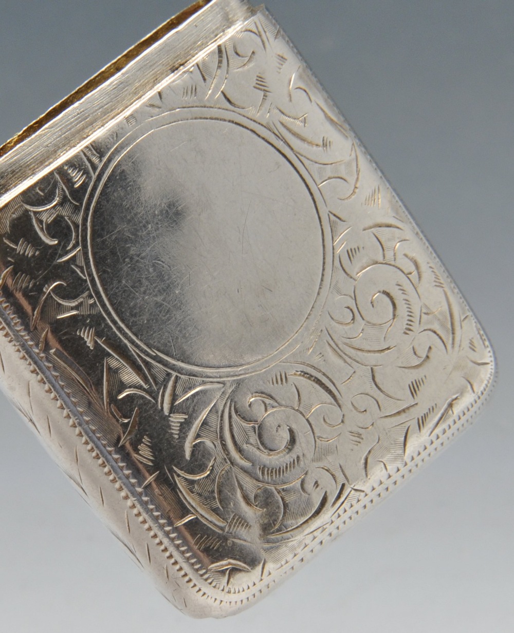 A selection of seven silver plated or base metal vesta cases to include a pair decorated with - Image 3 of 7