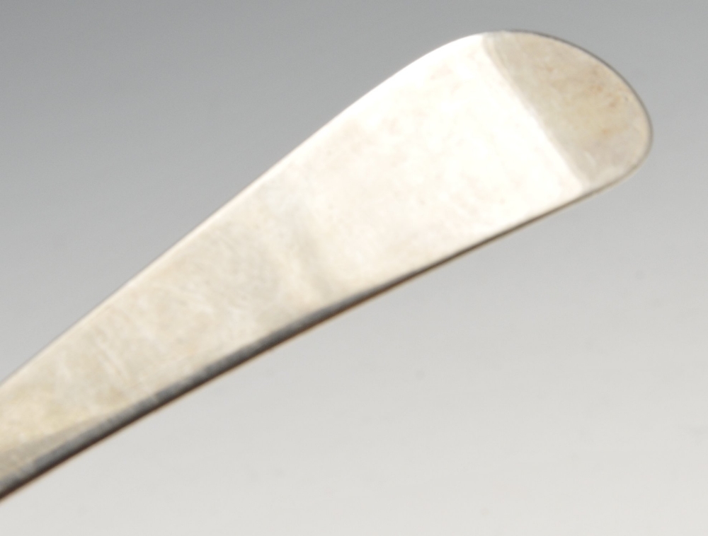 A George III silver Old English pattern basting spoon. Hallmarked John Spackman II, London 1778. - Image 6 of 6