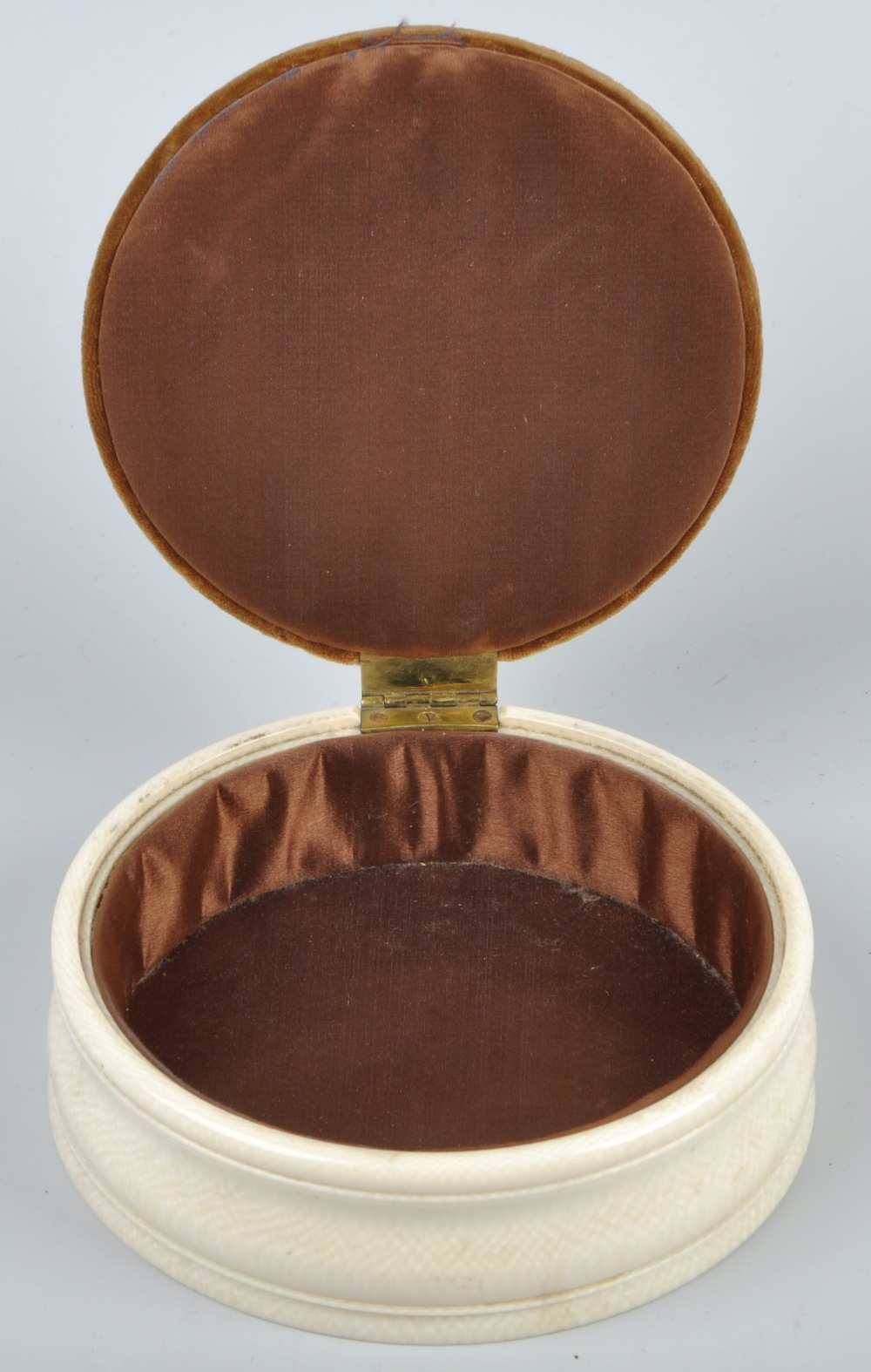 A 19th/early 20th century ivory dressing table box, with domed hinged pin cushion cover, enclosing a - Image 2 of 2