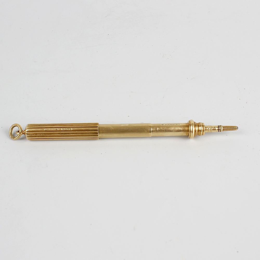 A Sampson Mordan & Co. 15ct gold retractable pencil, of cylindrical form having ribbed outer case