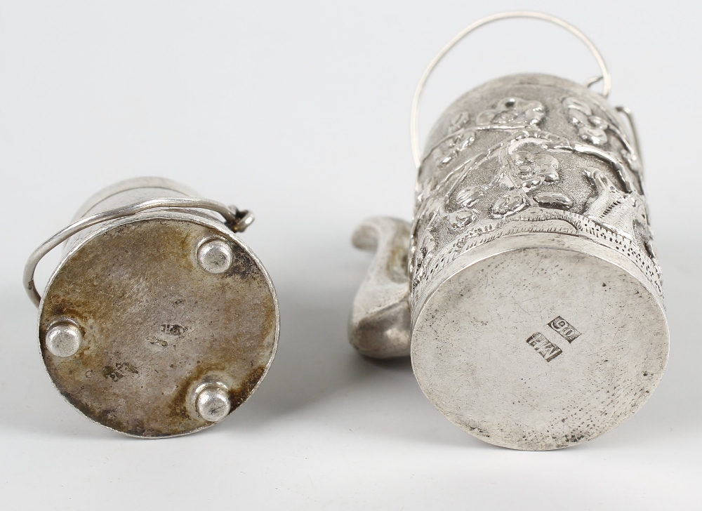 Two Chinese trade silver or white metal miniature items. Comprising: a cylindrical teapot with - Image 2 of 2