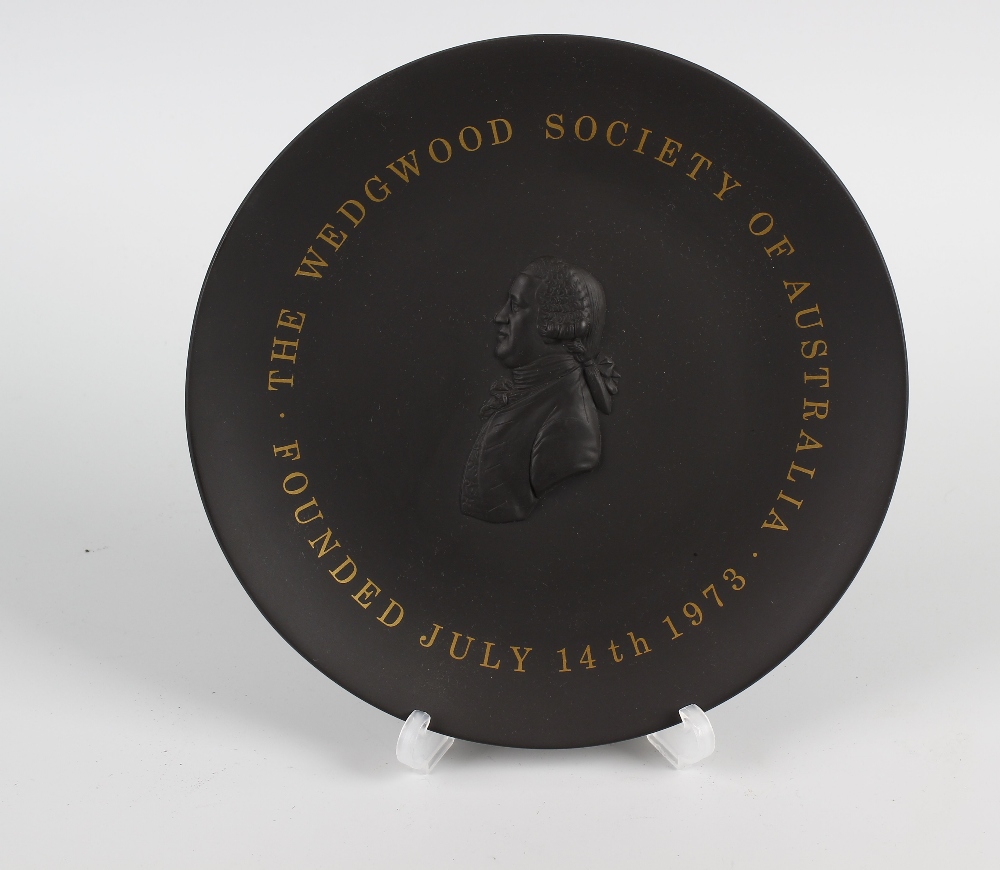 Australian interest: two Wedgwood limited edition plates. The first commemorating Captain Arthur - Image 2 of 2