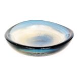 Sven Palmqvist - Orrefors - A large post-war Kraka glass bowl of shallow triform internally