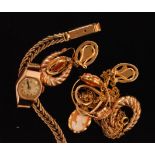 A small parcel lot of assorted 20th Century and later jewellery to include a lady's 9ct wrist watch,