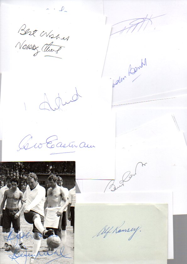 World Cup 1966 Football Autographs: Twenty two white index cards signed in ink by England team /