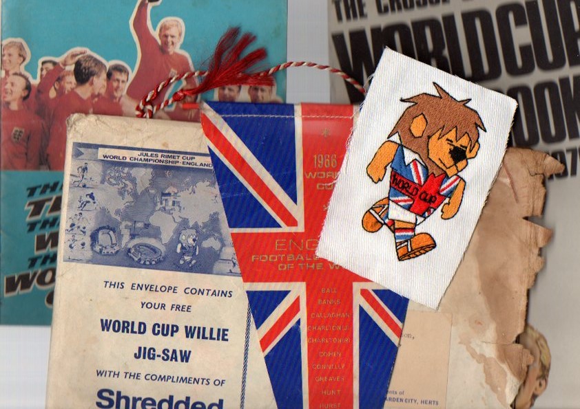 World Cup 1966 Football Items: Contains Complete in original envelope Shreaded Wheat jigsaw