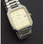 Longines XL24 quartz two-tone gentleman's dress watch, case. no. 20706981, 28mm