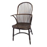 Good antique yew and elm Windsor chair, 40.5" high