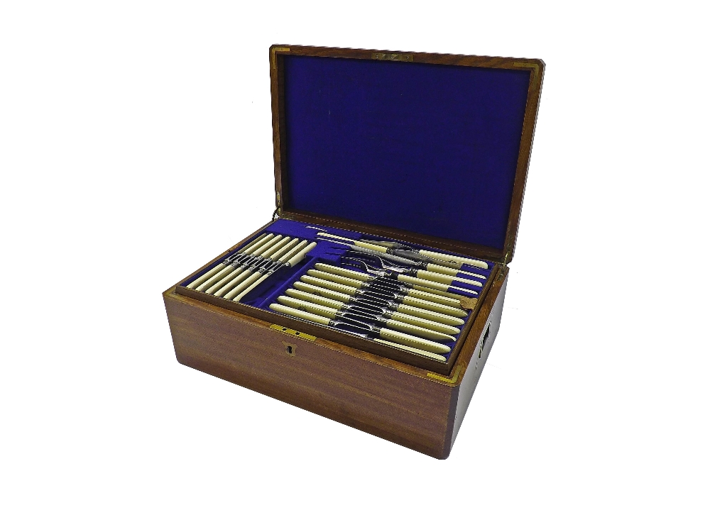 Good oak twin campaign handled canteen of silver plated cutlery by Harrison Brothers & Howson fitted - Image 2 of 3