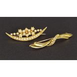 15ct seed pearl brooch, 2gm, 45mm; also another seed pearl floral gold brooch, 4.3gm, 40mm (2)