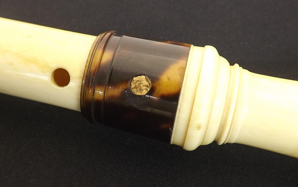 Ivory treble (alto) recorder, probably German, second quarter 18th century, screw tenons, the - Image 9 of 13