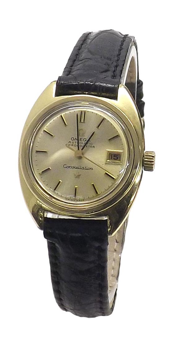 Omega Constellation Chronometer automatic gold plated lady's wristwatch, circa 1968, circular gilt