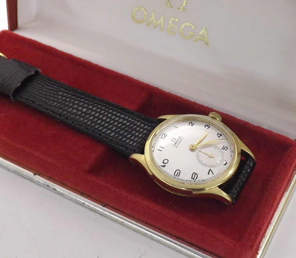 Omega 1940s 18ct 'bumper' automatic gentleman's wristwatch, the circular silvered dial with Arabic